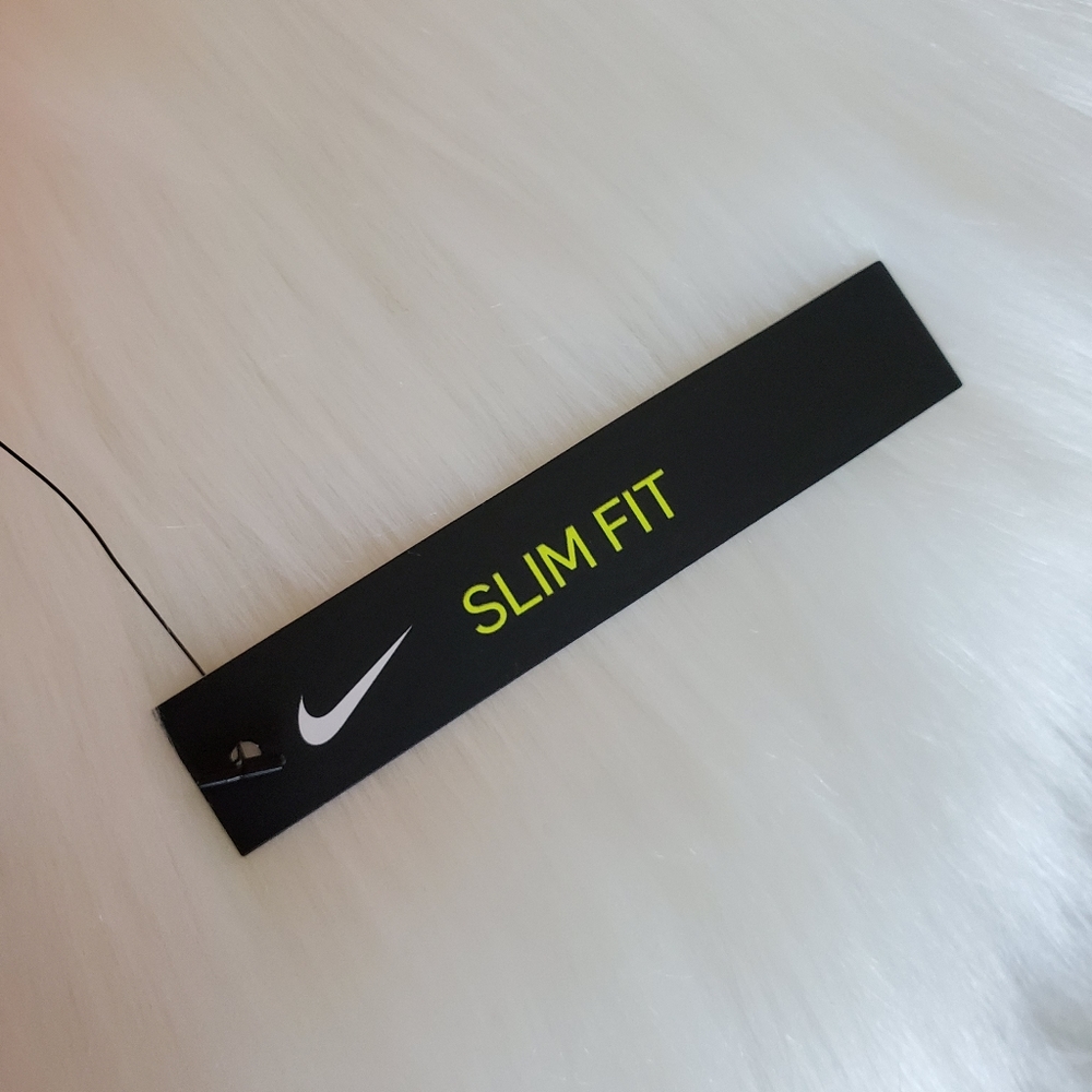 NIKE TANK TOPS SIZE S NEW - Picture 3 of 5